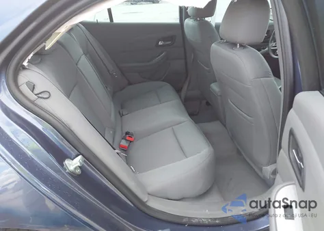 2014 Chevrolet Malibu 1Ls из США, поврежденный, VIN 1G11B5SL1EF293777